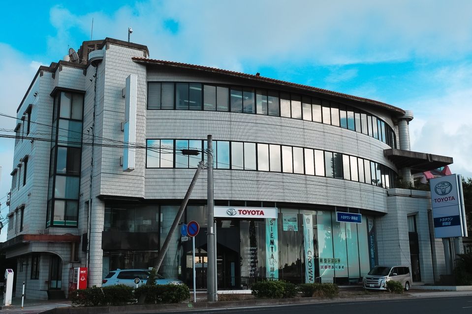 トヨタウン 那覇店